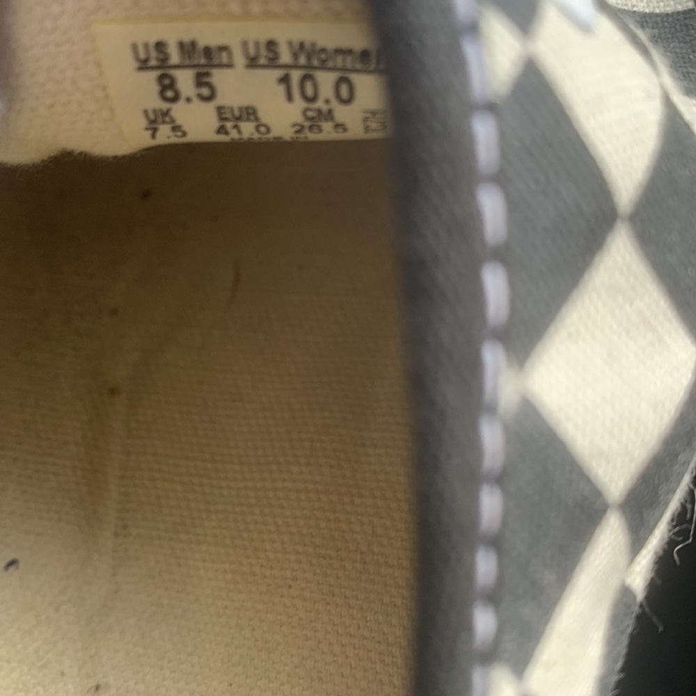 Vans - Picture 8 of 8